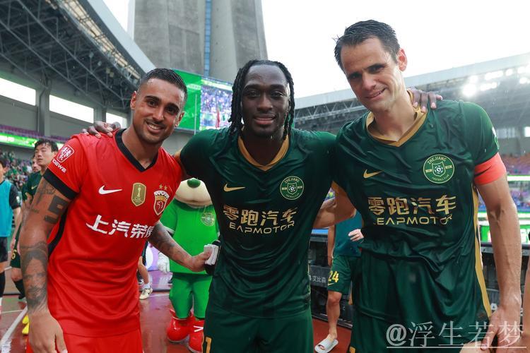 浙江队最后时刻扳平比分 力挫上海海港