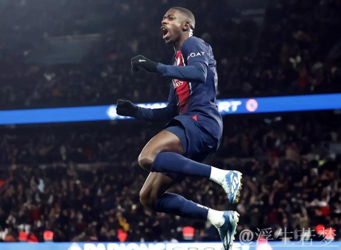 法甲：杜埃两度建功，拉莫斯进球，巴黎圣日耳曼6-1大胜圣埃蒂安